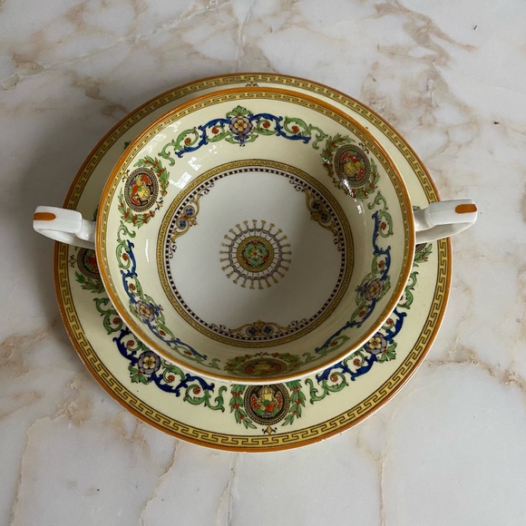 Empire Mustard by ROYAL WORCESTER. Flat Cream Soup Bowl & Saucer Set. - Picture 2 of 9